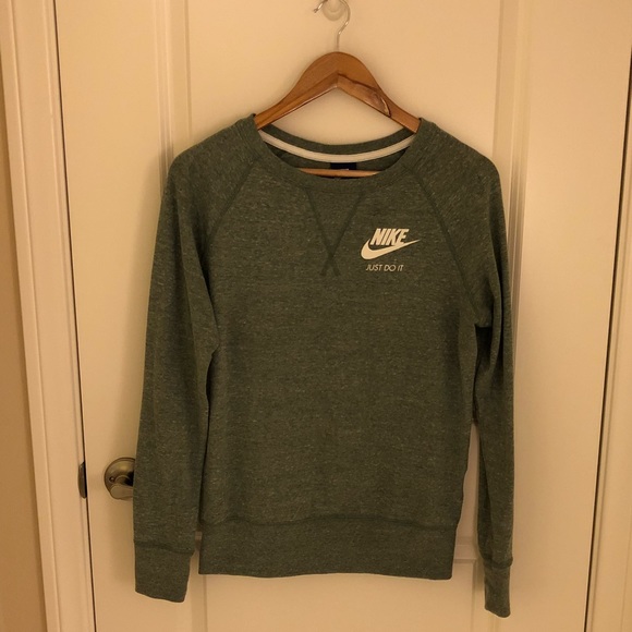 women's nike gym vintage crew top